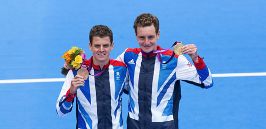 Image of Alistair and Jonny Brownlee with medals