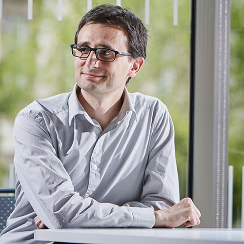 Dr Carlo Perrotta