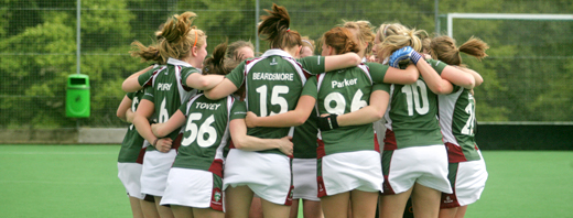 Hockey team huddle