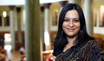
			Dr 			Ananya Jahanara  			Kabir 
