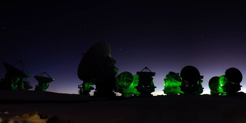 The Atacama Large Millimeter/submillimeter Array (ALMA)