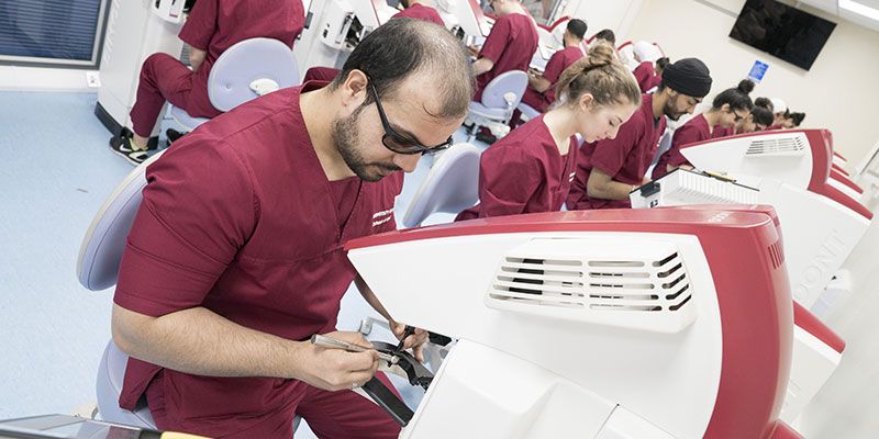 Dentistry students using immersive technology