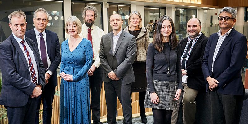 Image of senior University stakeholders and senior members of MRC