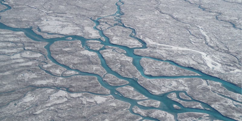 Blowin' in the wind: the mineral dust linked to ice melt