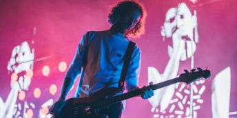 University of Leeds alumnus Simon Rix, bassist with Kaiser Chiefs