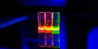 A research team led by the University of Leeds has observed for the first time how HIV and Ebola viruses attach to cells to spread infection.