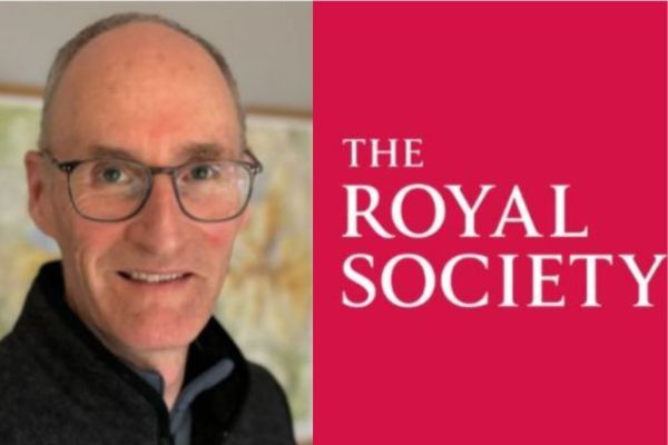 肯·卡斯洛（Ken Carslow）教授的头像以及红色背景上白色文字的“皇家学会”（the Royal Society）字样。