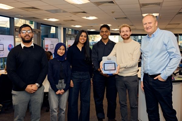 Global industry experts, creative solutions, Innovation Thinking and Practice, Leeds University Business School, LUBS