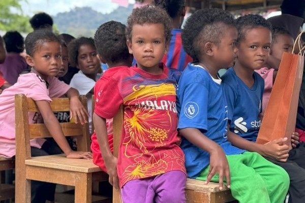 https://www.leeds.ac.uk/news/article/6017/shaping-global-climate-education