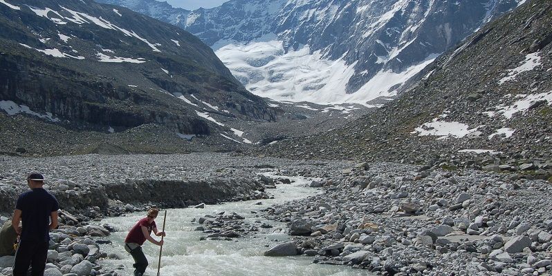 Sample_collecting_alaska 