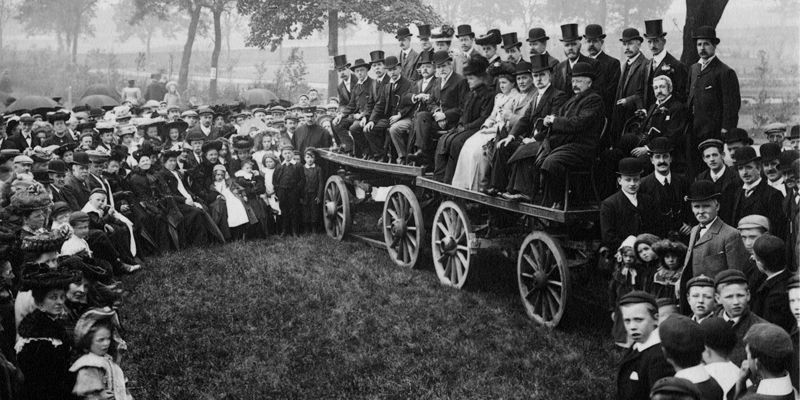 Kirk Lane Park in Yeadon, Leeds, in 1907