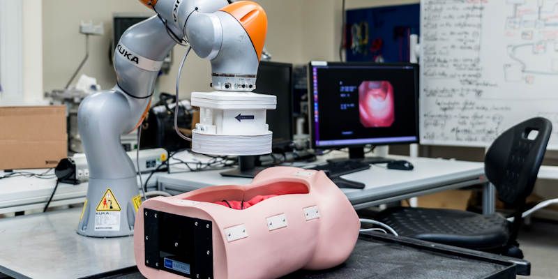 Engineers have shown it is technically possible to guide a tiny robotic capsule inside the colon to take micro-ultrasound images.
Known as a Sonopill, the device could one day replace the need for patients to undergo an endoscopic examination, where a semi-rigid scope is passed into the bowel – an invasive procedure that can be painful.