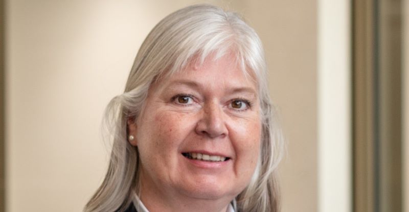 A photograph of Professor Nora de Leeuw