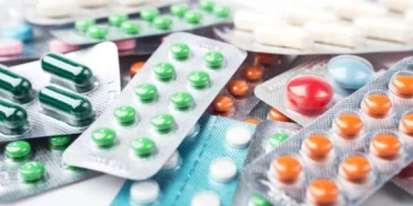 Image of antibiotic pills and capsules