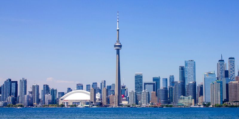 Image of the Toronto skyline with the sea in the foreground